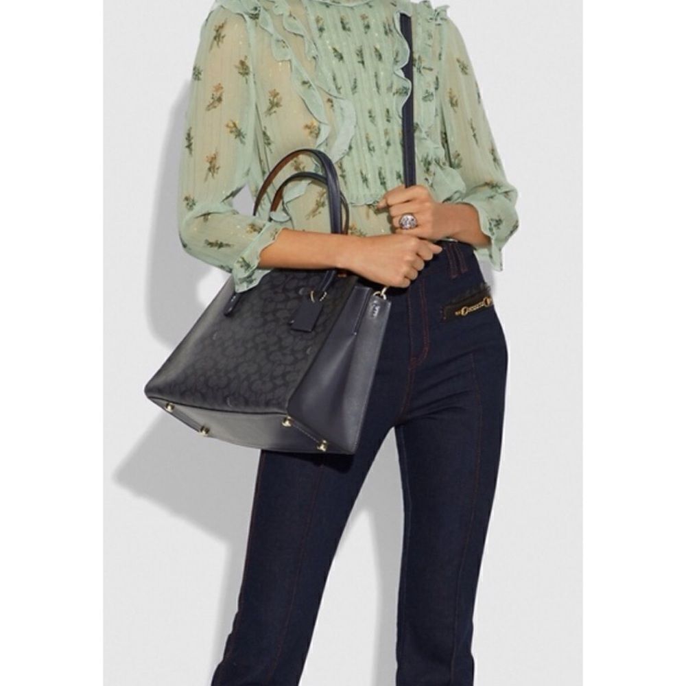 Coach Charlie Carryall in Signature Canvas in Charcoal/Midnight Navy / Like New - Picture 2 of 10